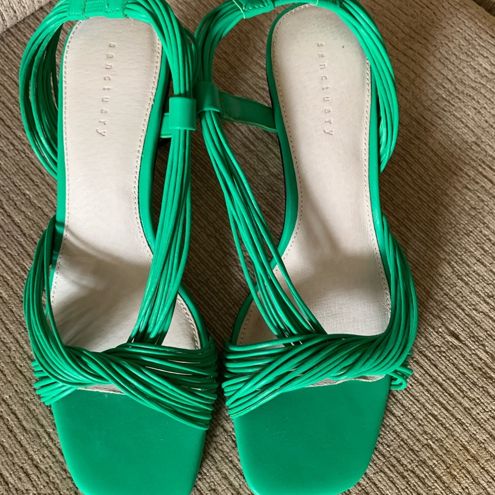 Sanctuary Green Women's Slingbacks